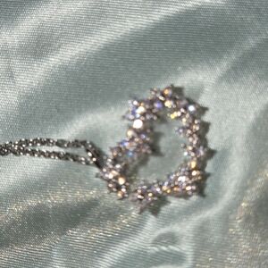 Elegant Silver Necklace with Crystal Accents